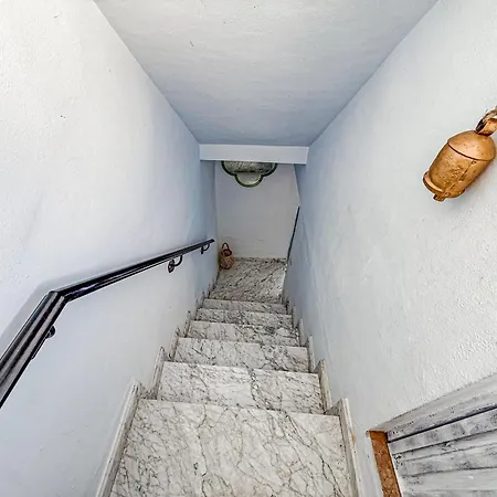 2 Bedroom House With Roof Terrace In The Beautiful Village Of Frigiliana