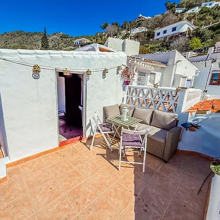2 Bedroom House With Roof Terrace In The Beautiful Village Of Holiday home